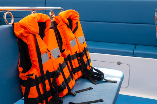 Essential Safety Equipment for Safe Sailing Experiences