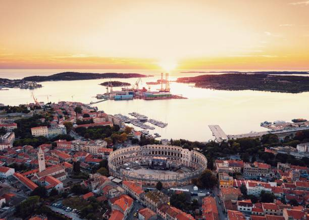 sunset pula